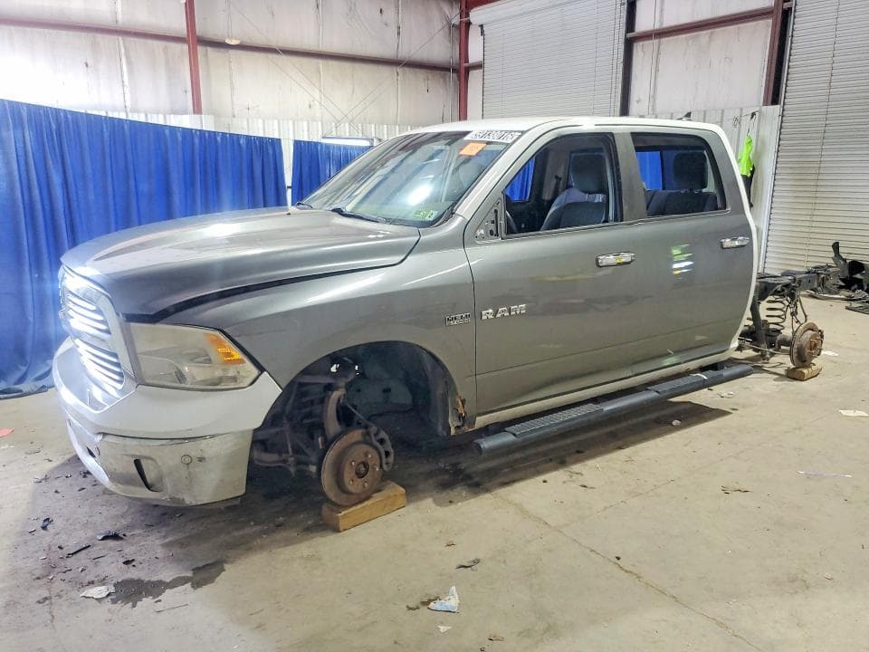 2019 RAM 1500 CLASSIC SLT