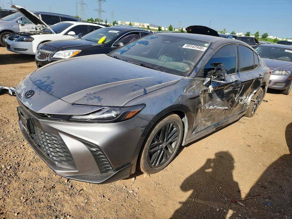 2026 TOYOTA CAMRY SE - 1