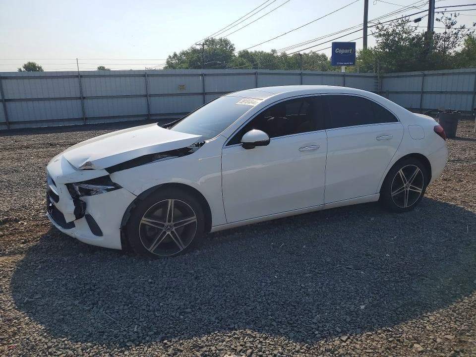 2021 MERCEDES-BENZ A 220 4MATIC - 1