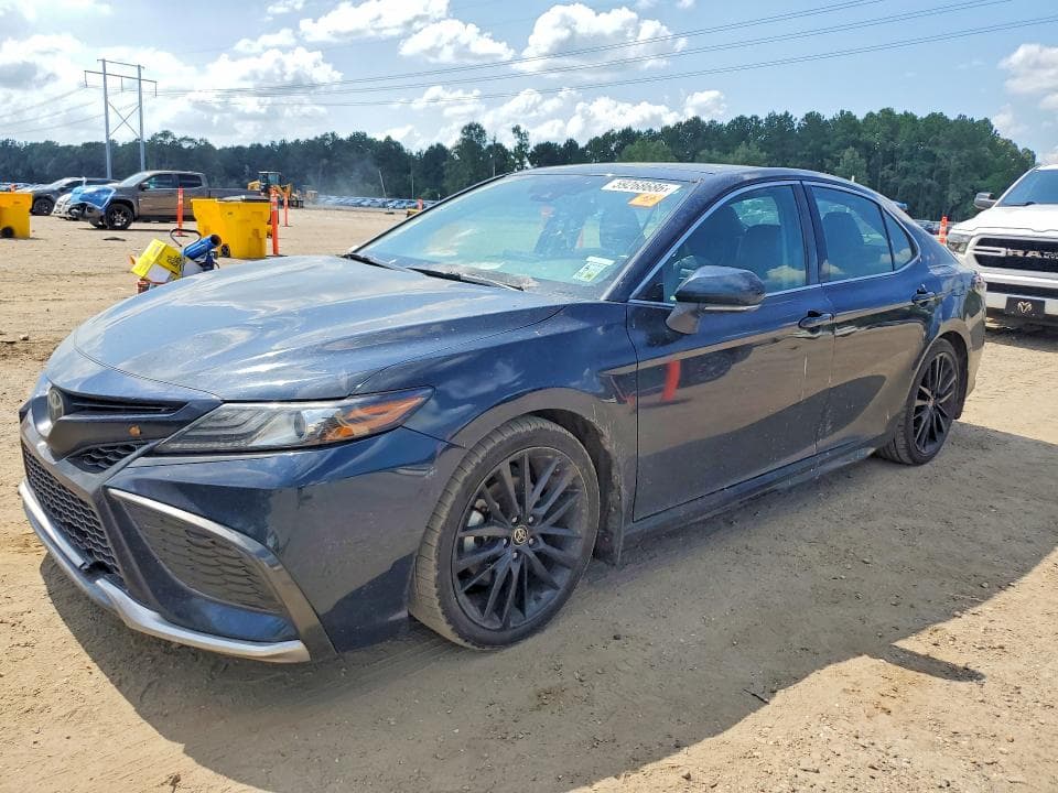 2021 TOYOTA CAMRY XSE - 1