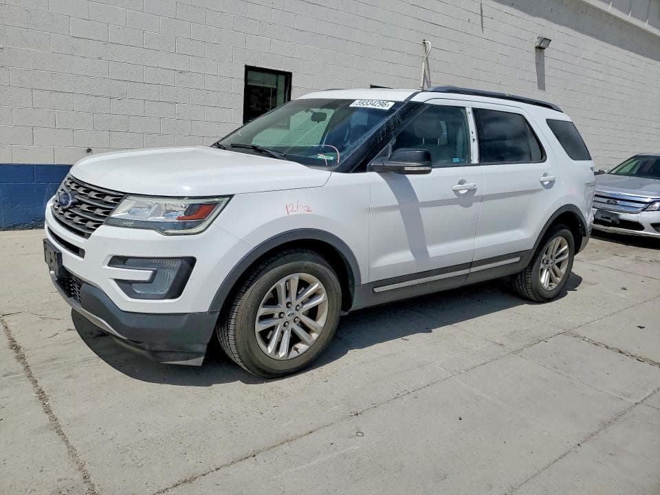 2017 FORD EXPLORER XLT - 1