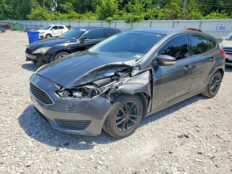 2017 FORD FOCUS SE - 1
