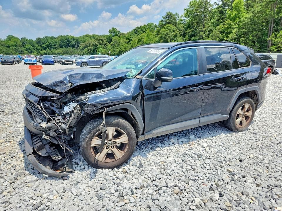 2021 TOYOTA RAV4 XLE - 1
