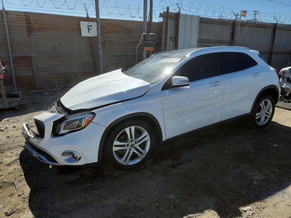 2019 MERCEDES-BENZ GLA 250 4MATIC - 1
