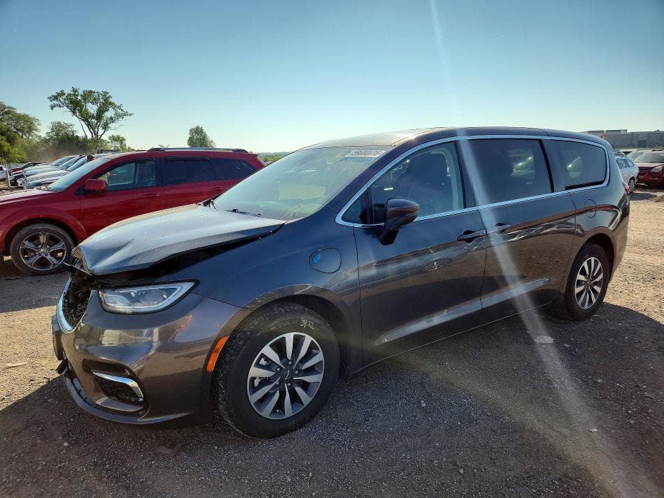 2023 CHRYSLER PACIFICA HYBRID TOURING L - 1