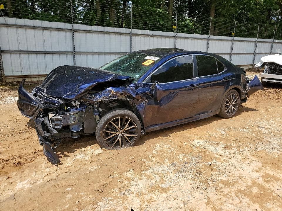 2021 TOYOTA CAMRY SE - 1