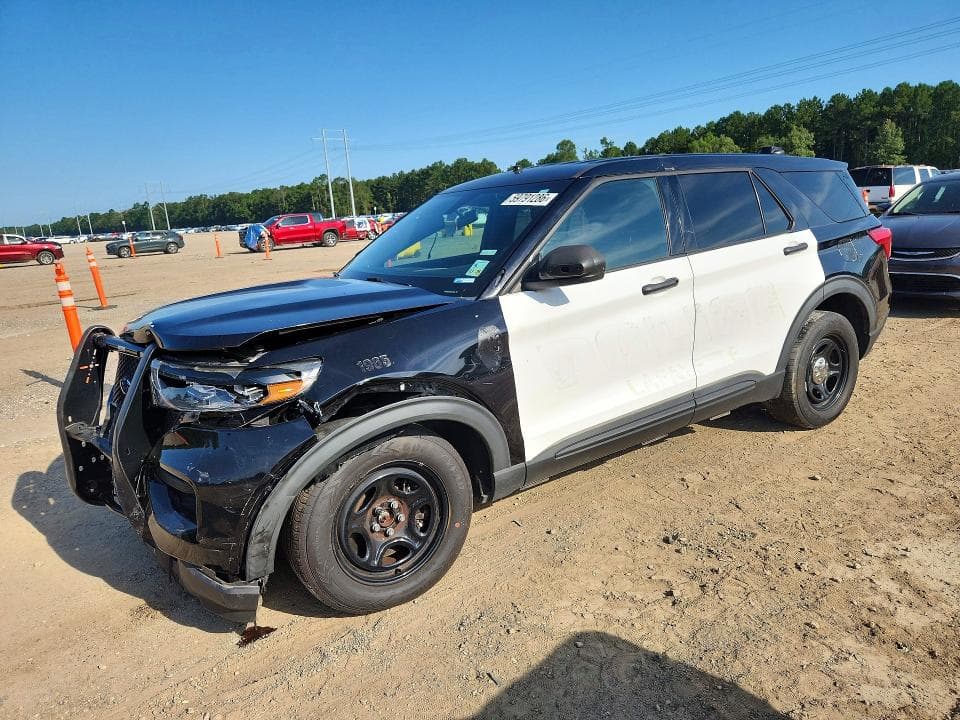 2021 FORD EXPLORER - 1