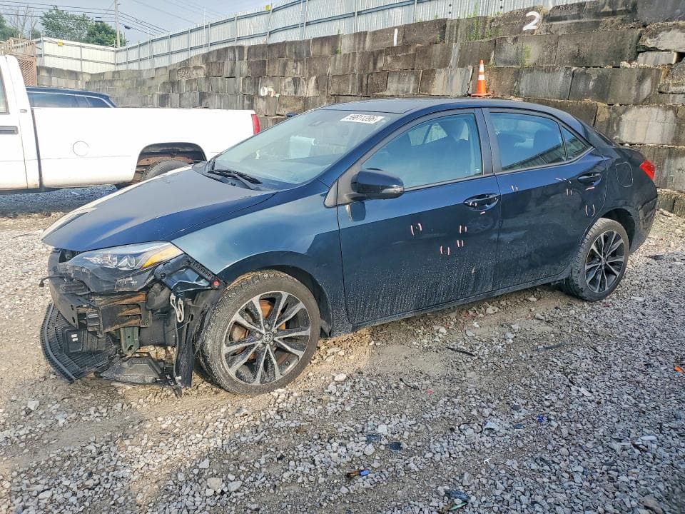 2017 TOYOTA COROLLA SE