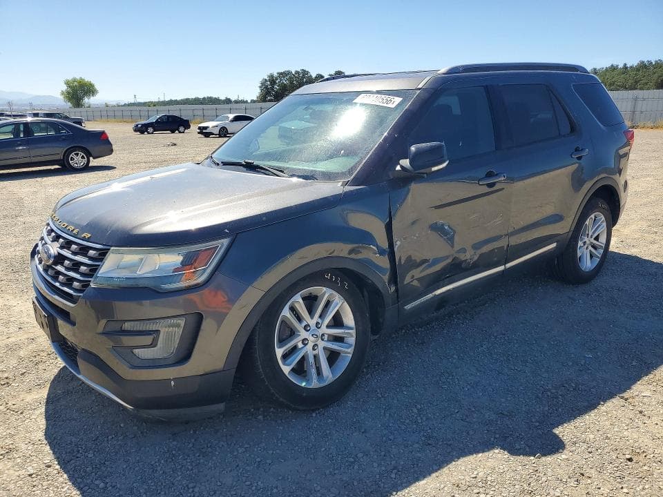 2017 FORD EXPLORER XLT - 1