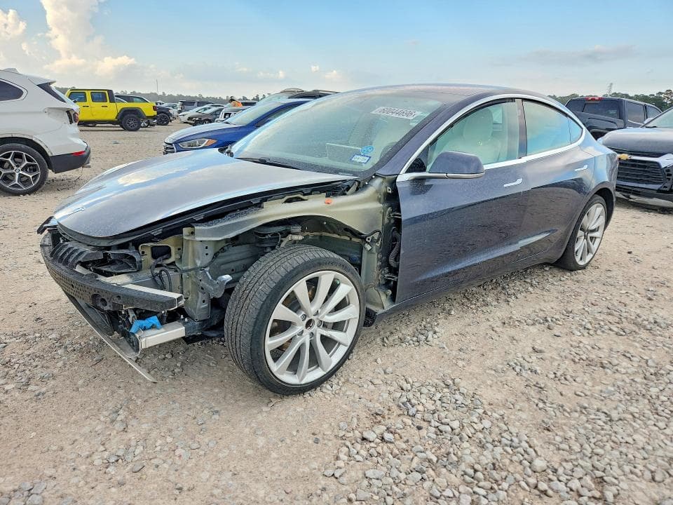 2018 TESLA MODEL 3 - 1