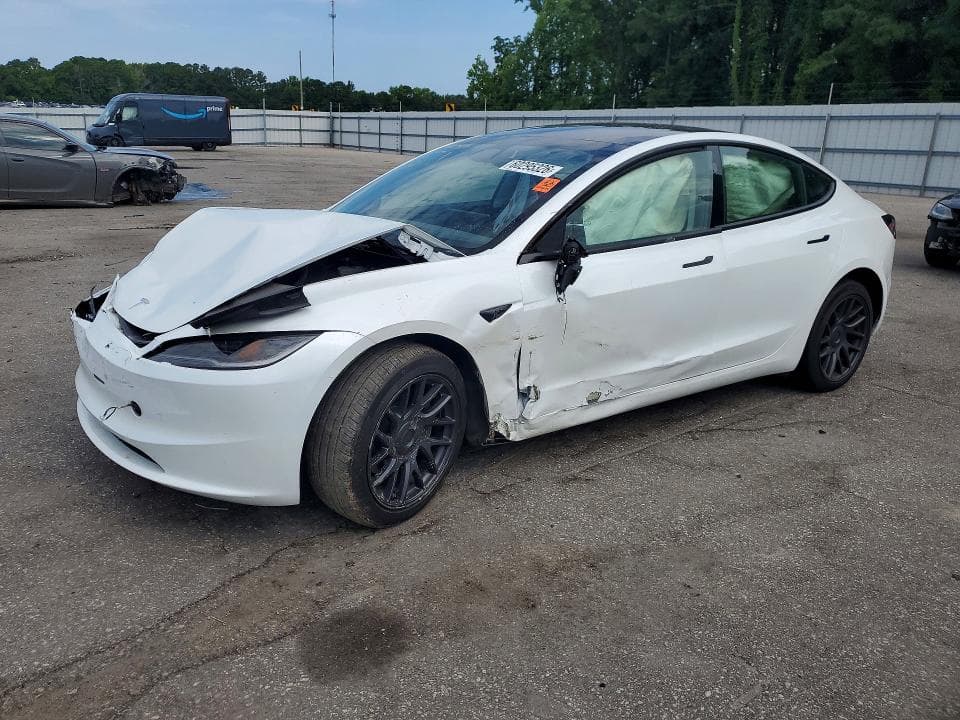 2025 TESLA MODEL 3 - 1
