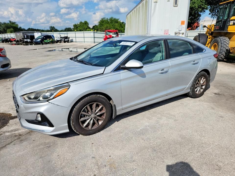 2019 HYUNDAI SONATA SE - 1
