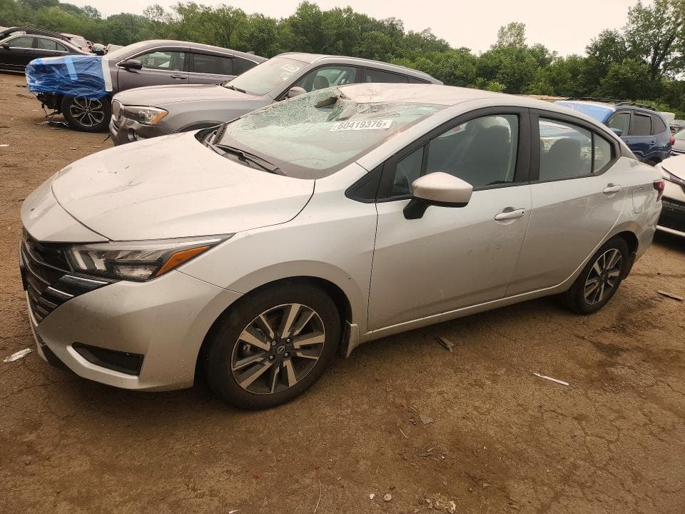 2025 NISSAN VERSA SV