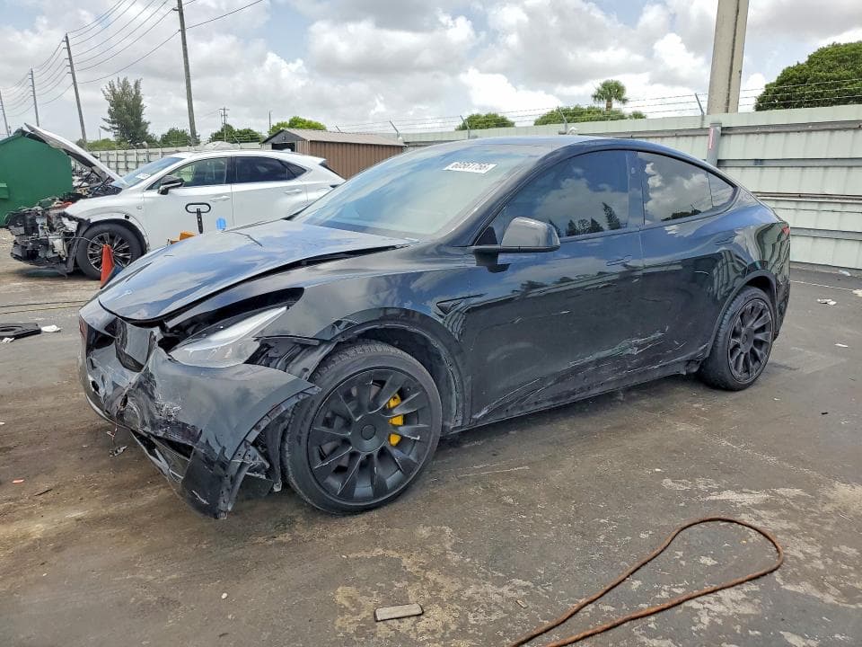 2024 TESLA MODEL Y - 1
