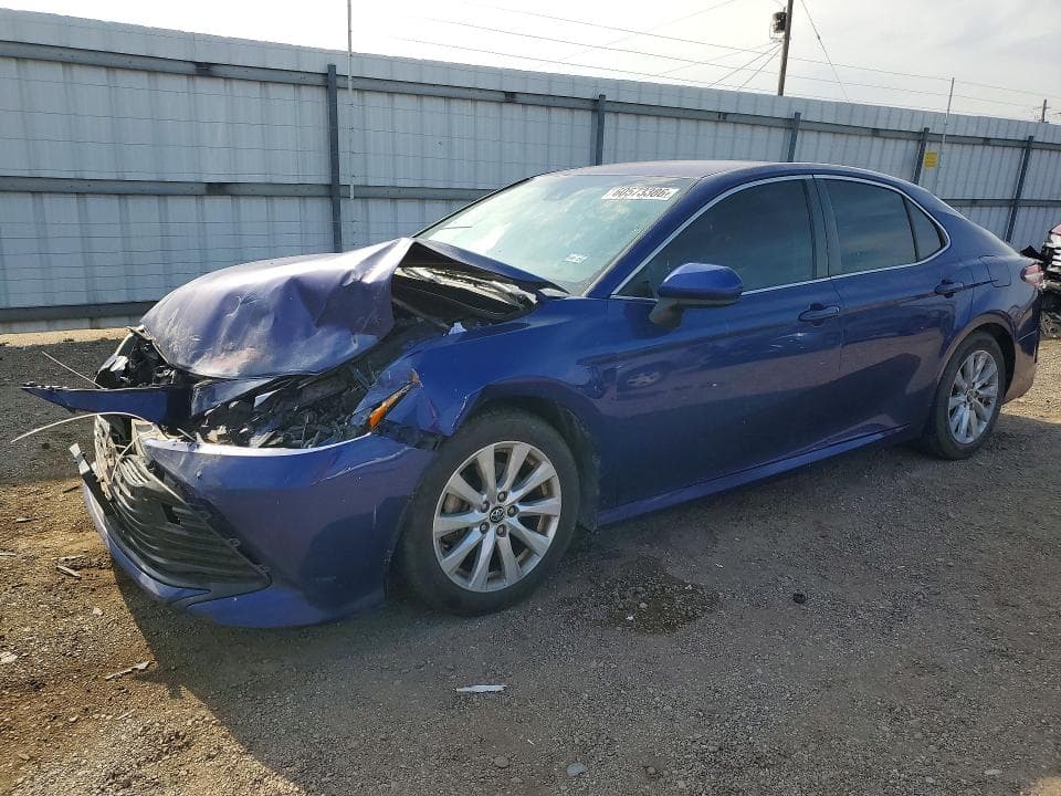 2018 TOYOTA CAMRY LE - 1