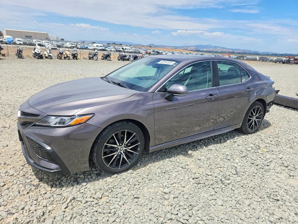 2022 TOYOTA CAMRY HYBRID SE - 1
