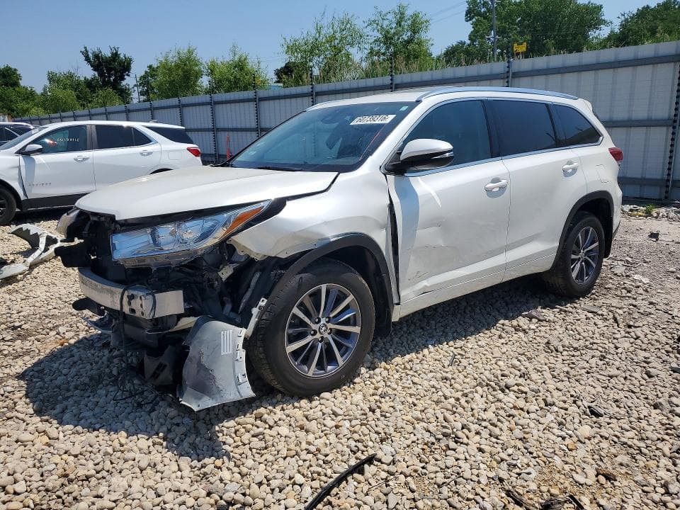 2017 TOYOTA HIGHLANDER XLE - 1