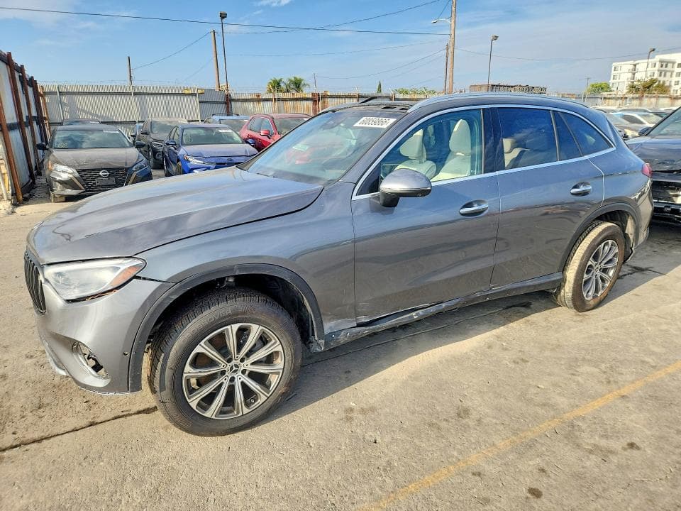2023 MERCEDES-BENZ GLC 300 4MATIC 300 4MATIC - 1