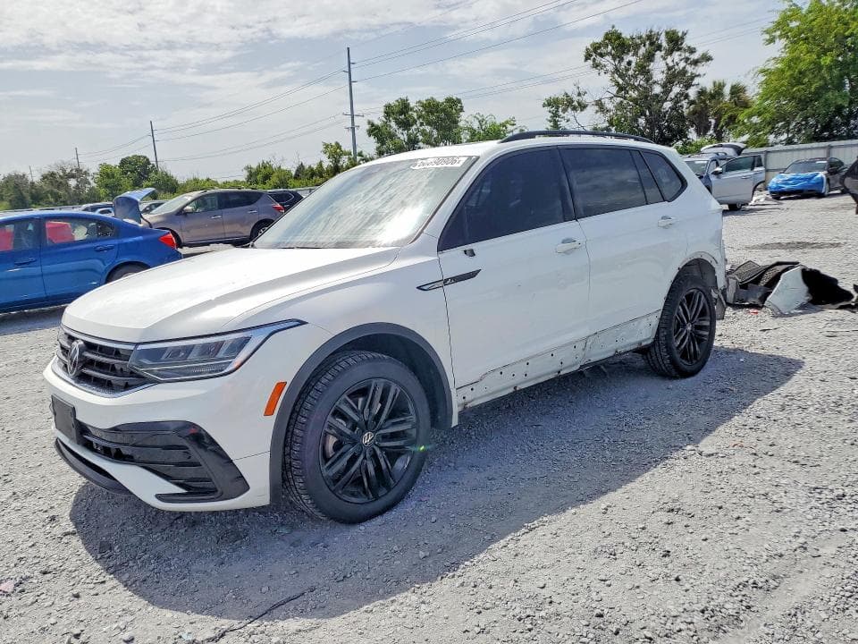 2022 VOLKSWAGEN TIGUAN SE R-LINE BLACK - 1