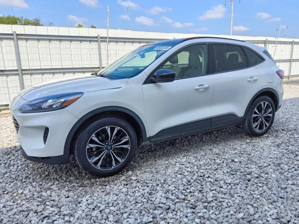 2021 FORD ESCAPE SE - 1