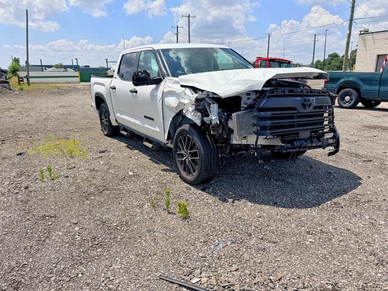 2025 TOYOTA TUNDRA SR5 SR5 - 1