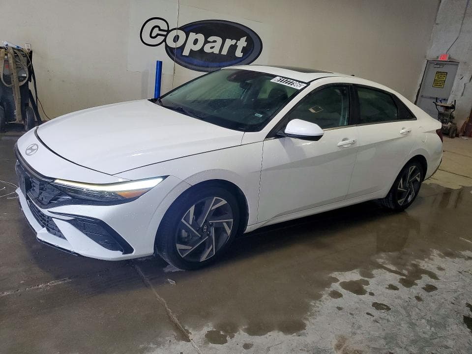 2025 HYUNDAI ELANTRA SEL - 1
