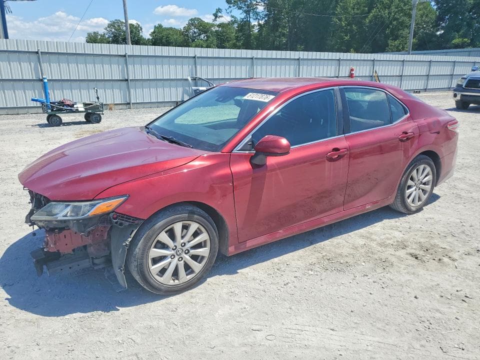 2018 TOYOTA CAMRY LE LE - 1