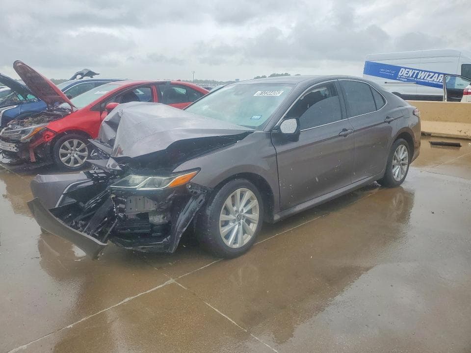 2022 TOYOTA CAMRY LE - 1