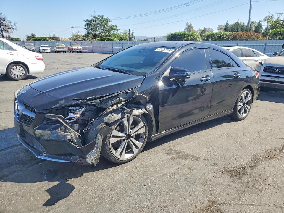 2018 MERCEDES-BENZ CLA 250 - 1