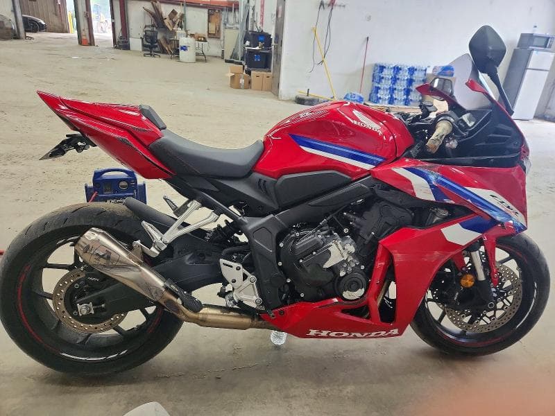 2024 HONDA CBR650 R - 1