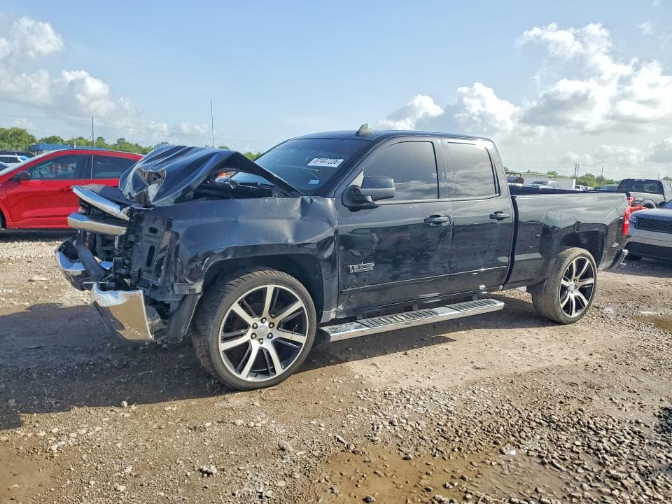 2018 CHEVROLET SILVERADO C1500 LT - 1