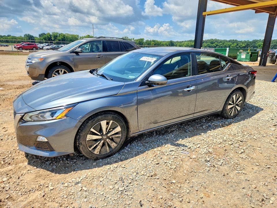 2021 NISSAN ALTIMA SV - 1