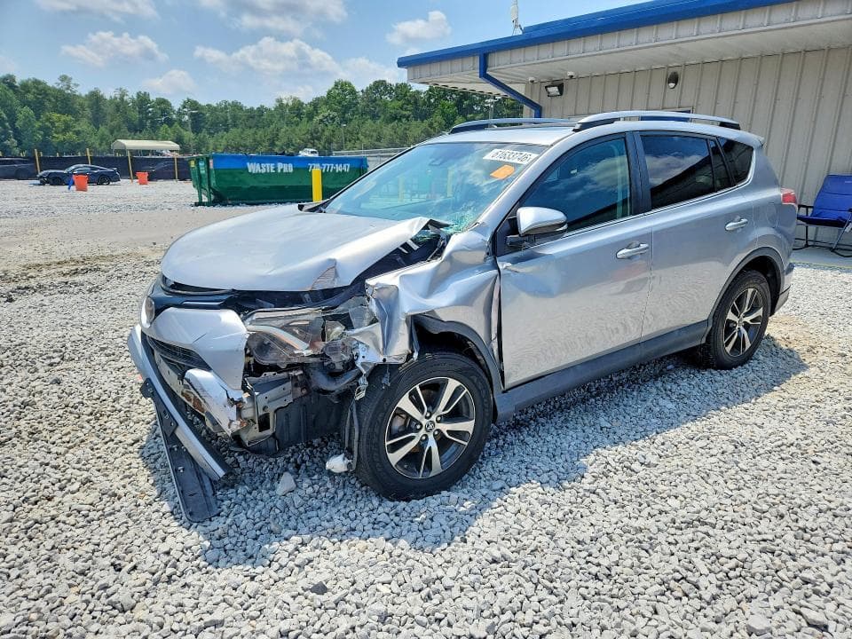 2018 TOYOTA RAV4 XLE - 1