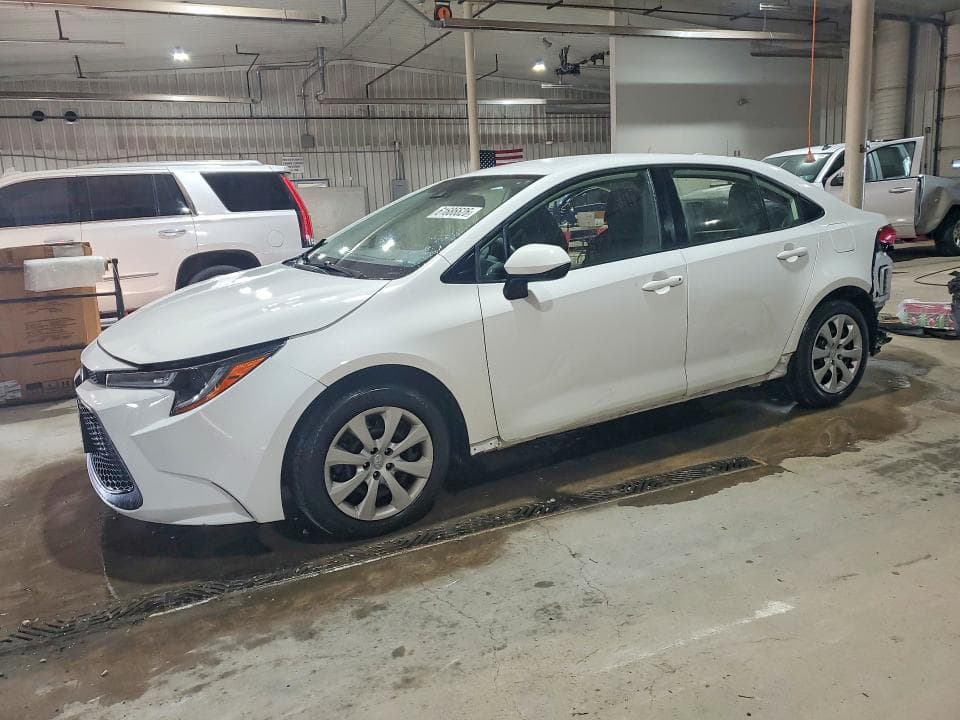 2022 TOYOTA COROLLA LE - 1