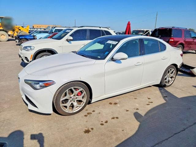 2021 ALFA ROMEO GIULIA TI - 1