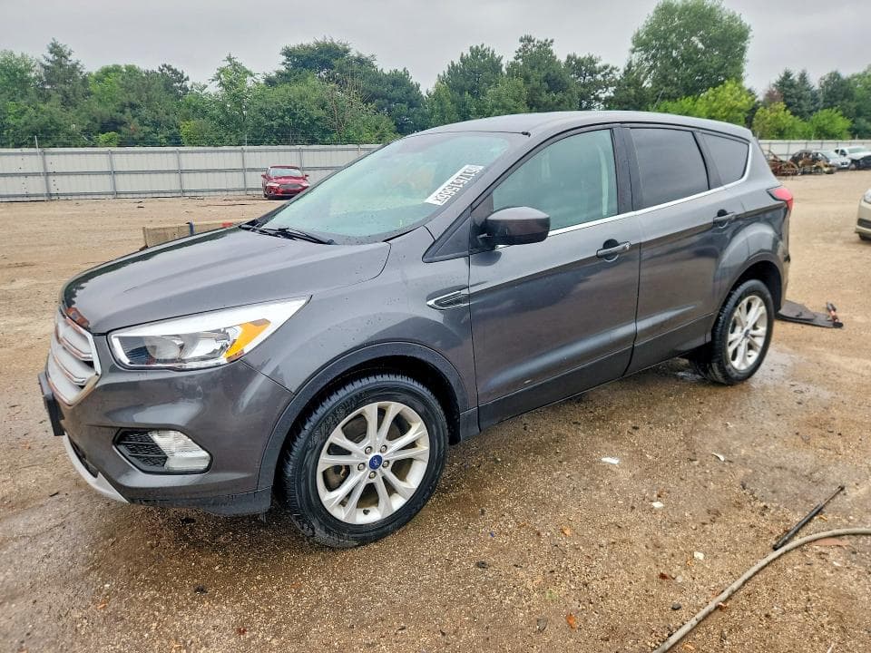 2019 FORD ESCAPE SE - 1