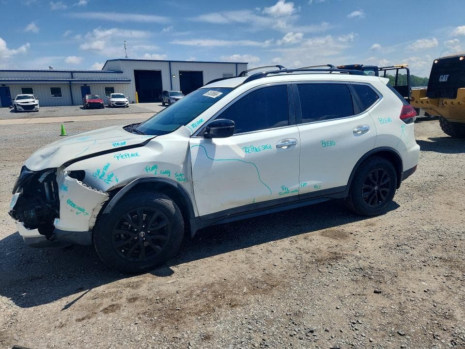 2018 NISSAN ROGUE SV - 1