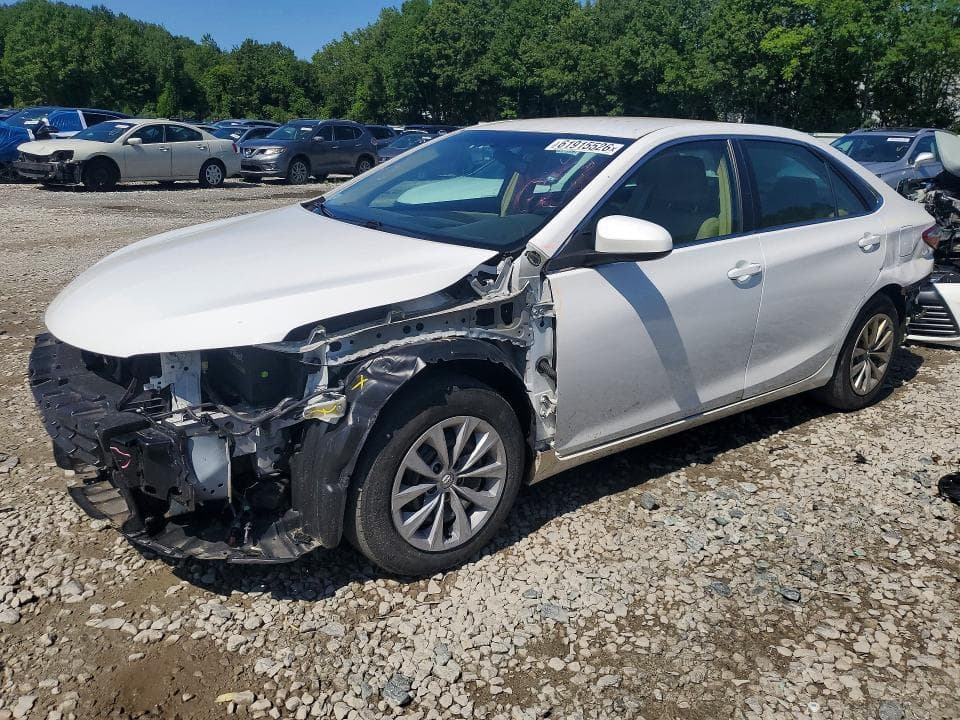 2017 TOYOTA CAMRY LE - 1