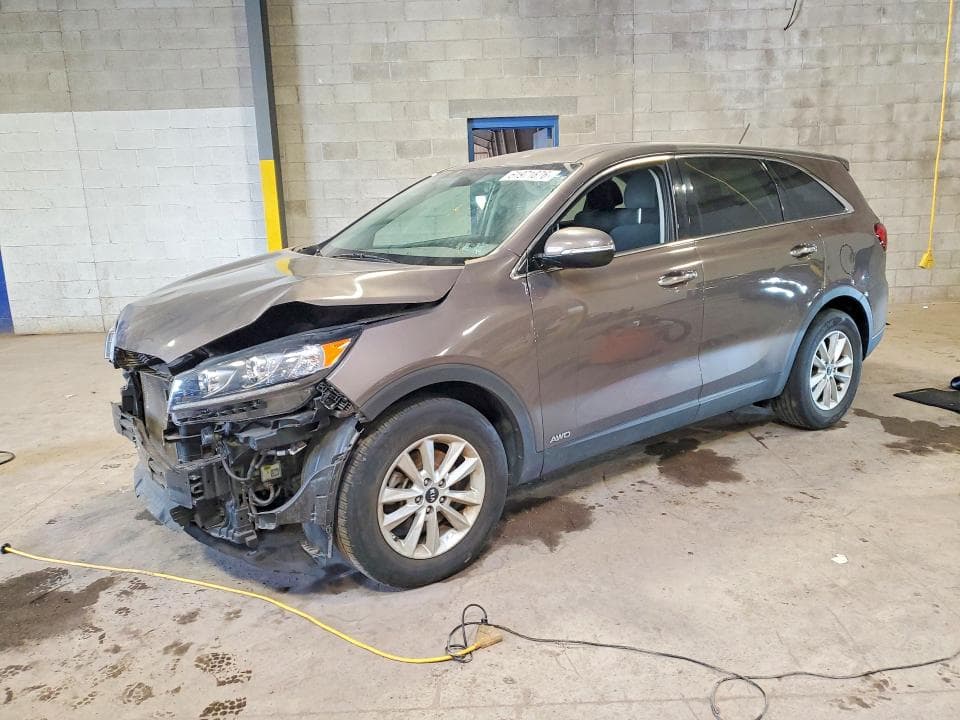 2019 KIA SORENTO LX V6 - 1