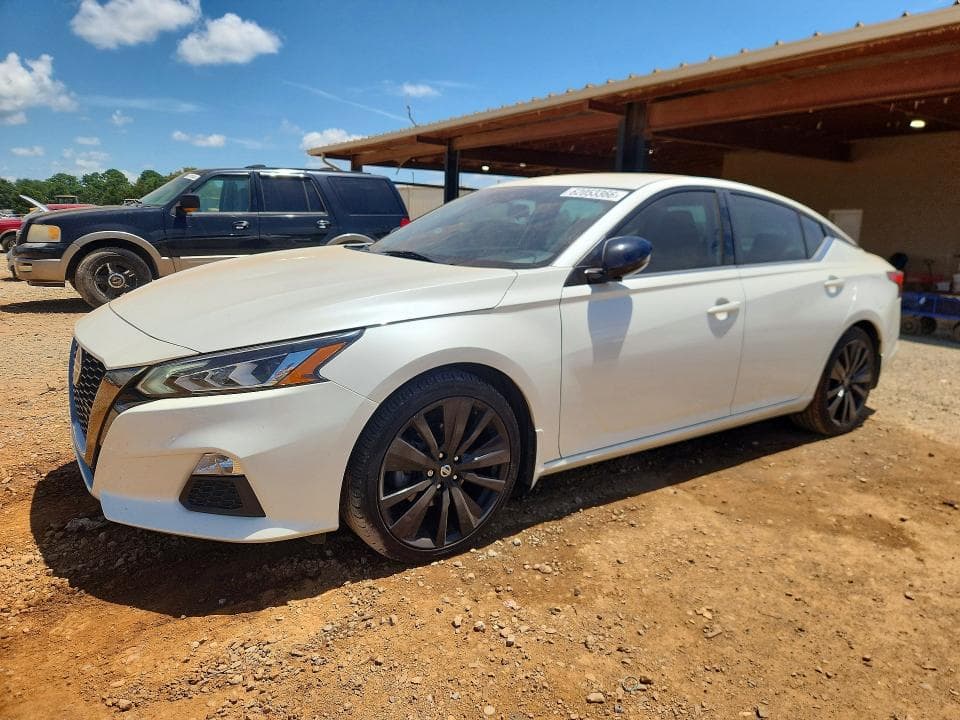 2020 NISSAN ALTIMA SR - 1