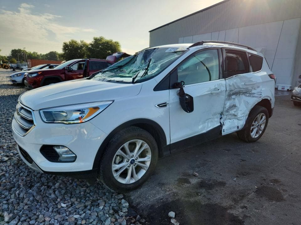 2018 FORD ESCAPE SE - 1
