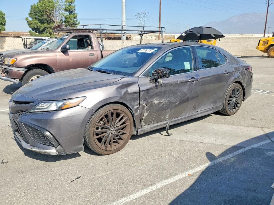 2021 TOYOTA CAMRY XSE - 1