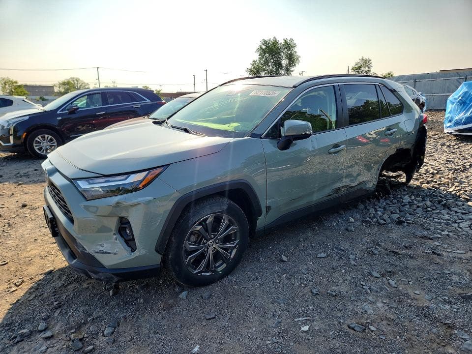 2022 TOYOTA RAV4 XLE PREMIUM - 1