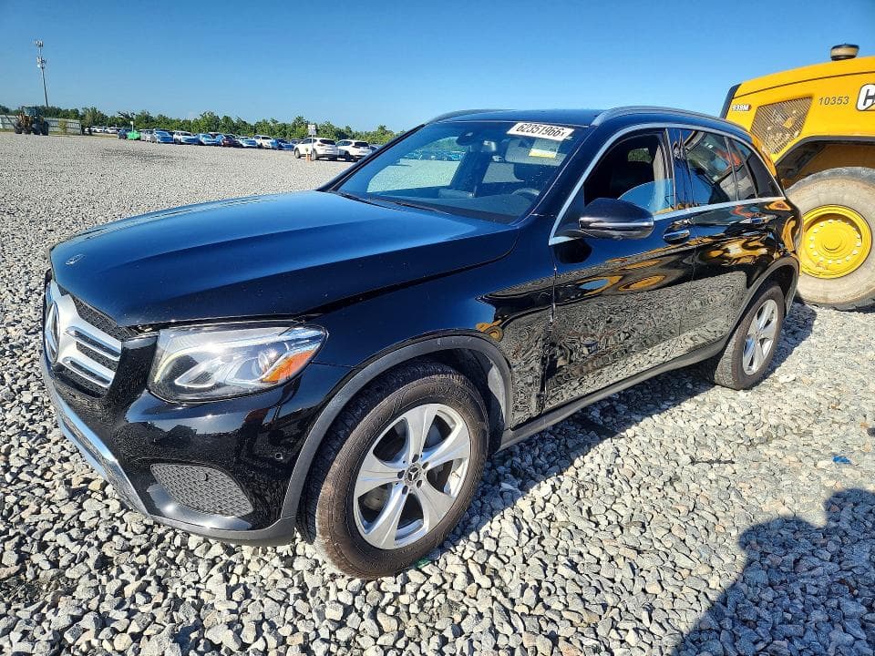 2018 MERCEDES-BENZ GLC 300 - 1