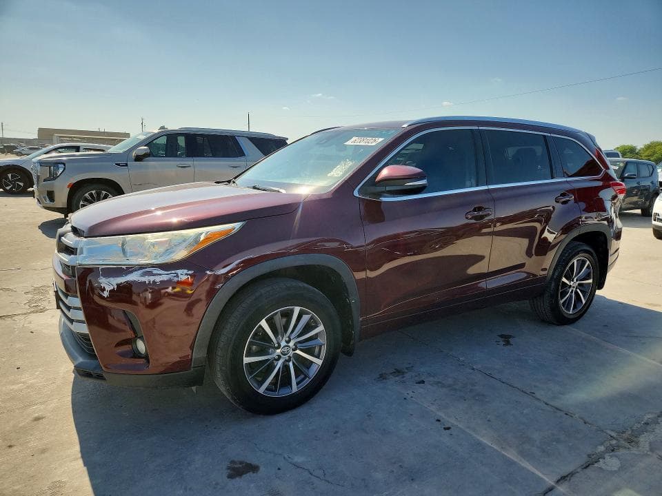 2018 TOYOTA HIGHLANDER XLE - 1