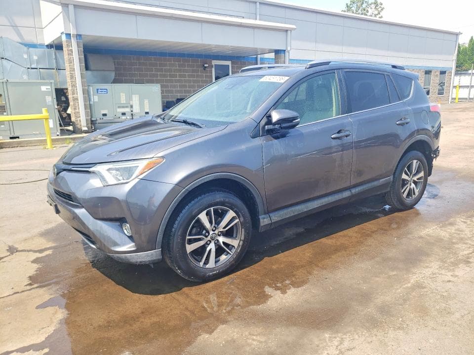 2018 TOYOTA RAV4 XLE - 1