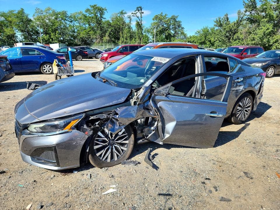 2024 NISSAN ALTIMA SV - 1