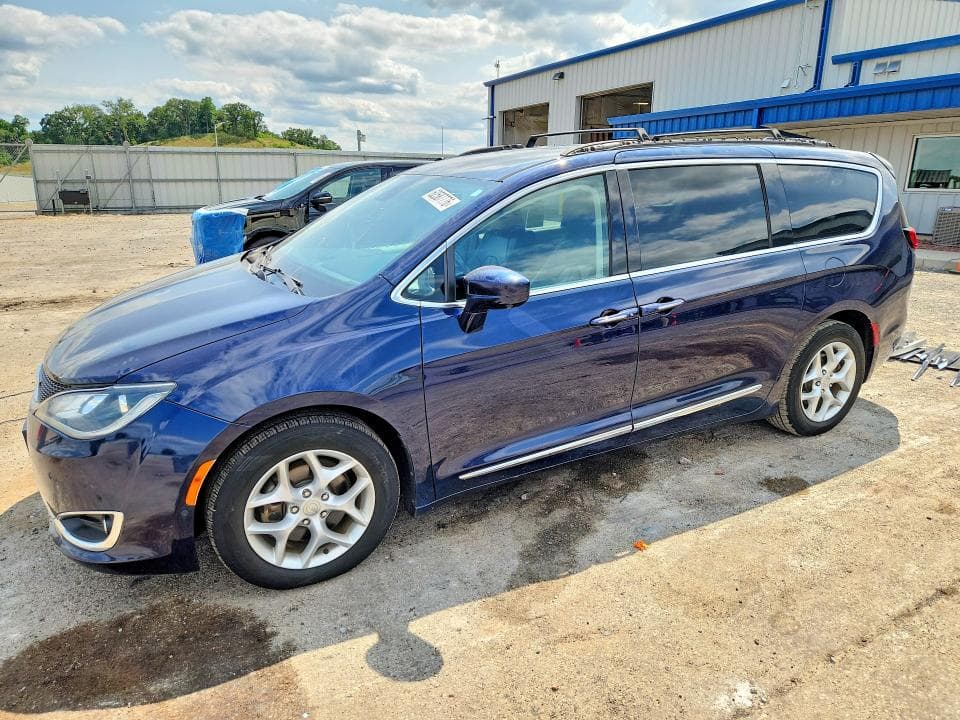 2017 CHRYSLER PACIFICA TOURING L PLUS - 1