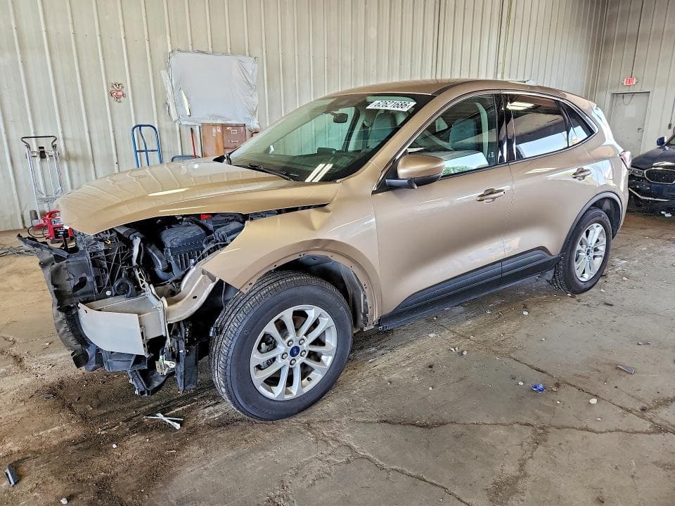 2020 FORD ESCAPE SE - 1