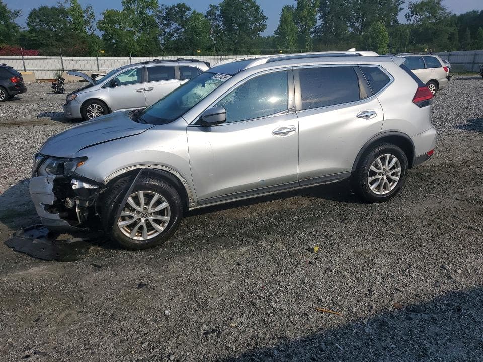 2017 NISSAN ROGUE SV - 1